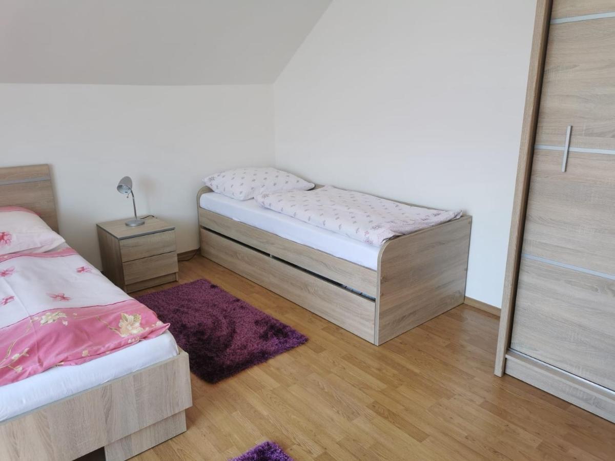 סבידניק Comenius Apartments - Apartmany Na Rohu מראה חיצוני תמונה